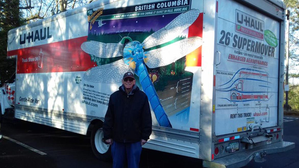 Madison Co. Democrats deliver goods to Kentucky